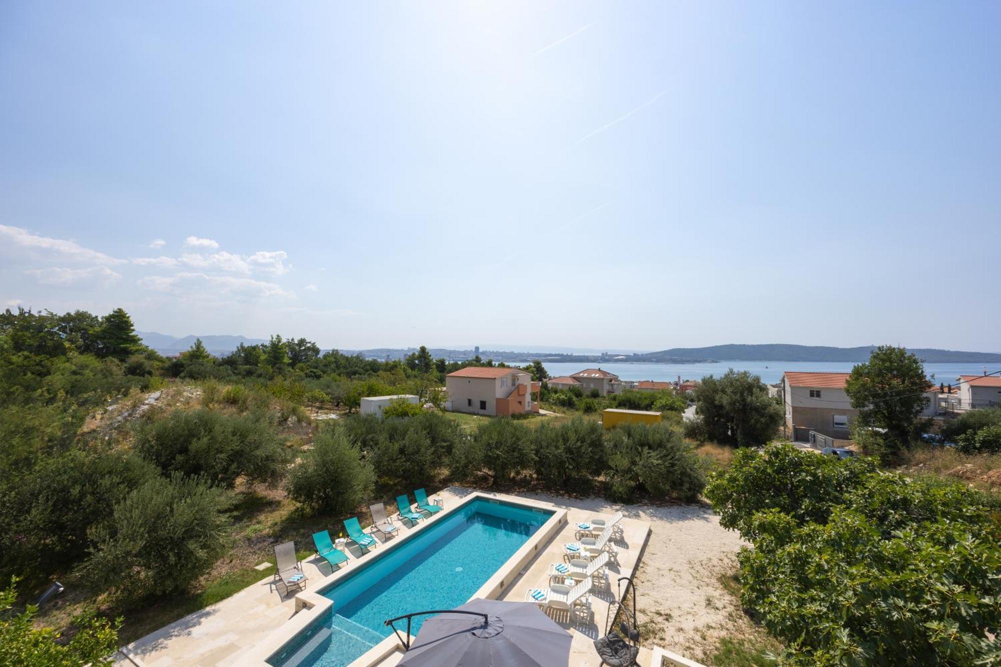 Casa Felice Apartments-Holiday Home Kaštela Eksteriør bilde