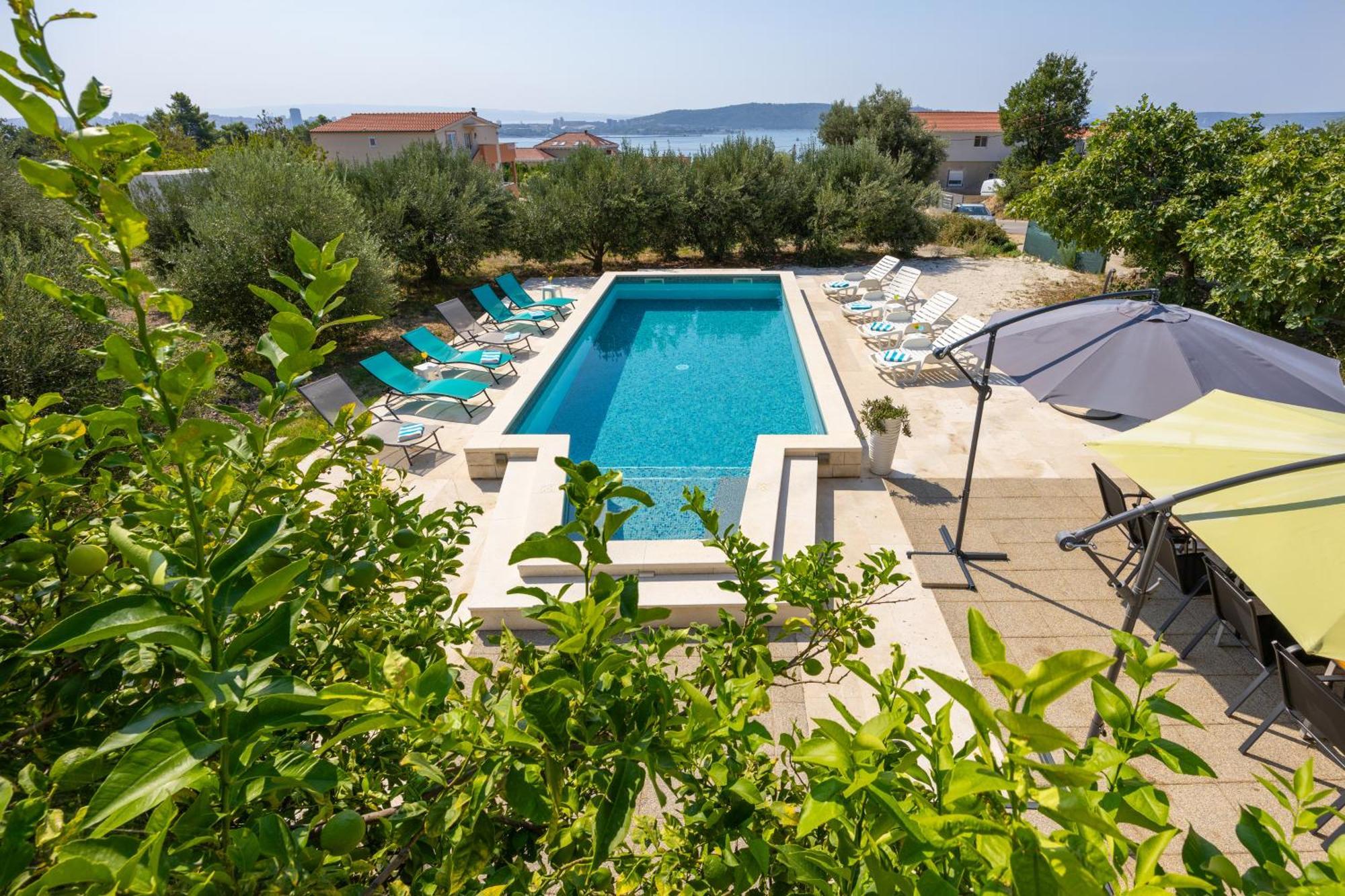 Casa Felice Apartments-Holiday Home Kaštela Eksteriør bilde